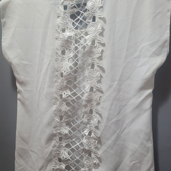 Suzy Shier White Short Sleeved Top - Picture 5 of 6